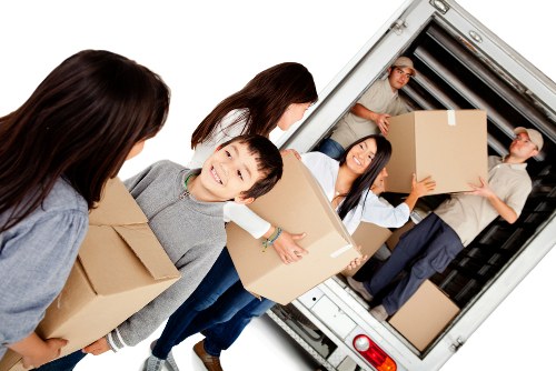 Flat removals team planning a move in Tufnell Park